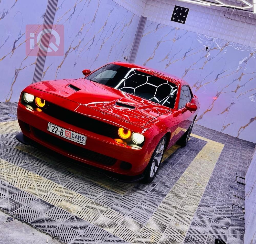 Dodge Challenger